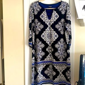 Dress / Size 14 / Roz & Ali / Patterned / Like New